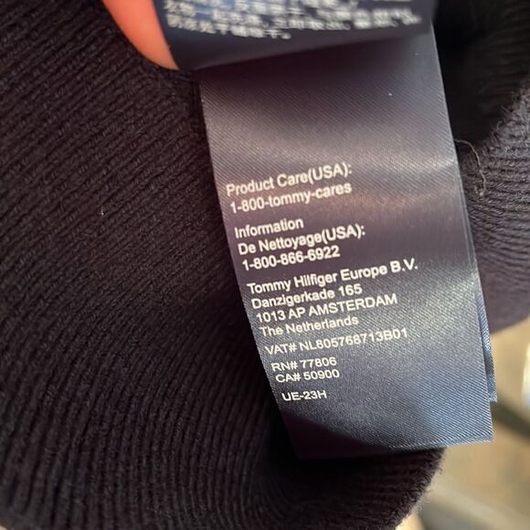 ⭐️Host Pick ⭐️Tommy Hilfiger V Neck Pima Cotton Cashmere sweater XL - Picture 9 of 9